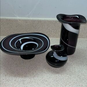 Set o 3 Amethyst and White swirl Glass Vase & bowl Set